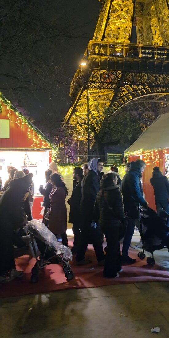 Eiffel Tower Christmas Market